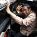 LHKPN. Menko Polhukam Mahfud MD memasuki mobil seusai menyerahkan laporan harta kekayaan penyelenggara negara (LHKPN) di gedung KPK, Jakarta, Senin (2/12/2019).  (ANTARA/HAFIDZ MUBARAK A)
