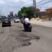 SIAP DIPERBAIKI. Ruas jalan Kecamatan Sidomulyo, Lampung Selatan, siap diperbaiki tahun ini. LAMPUNG POST/PERDHANA WIBYSONO