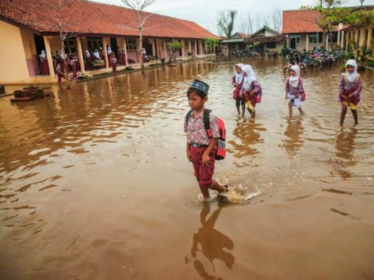 Prioritaskan Dana Rehab Sekolah