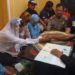 Sepasang Kekasih Menikah di Kantor Polisi
