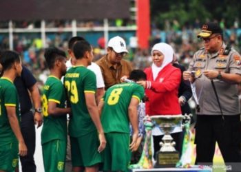 Skuat Persebaya. (Foto: Antara/Zabur Karuru)