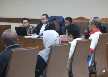 SIDANG DANA HIBAH. Terdakwa asisten pribadi mantan Menteri Pemuda dan Olahraga Imam Nahrawi, Miftahul Ulum mengikuti sidang lanjutan di PengadiIan Tindak Pidana Korupsi (Tipikor) Jakarta, Kamis (6/2). Sidang dengan agenda mendengarkan keterangan saksi. (ADAM DWI/MI)