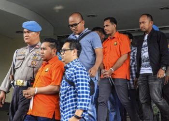 Dua tersangka kasus penyiraman air keras terhadap penyidik KPK Novel Baswedan. Foto: ANT/Abdul Wahab