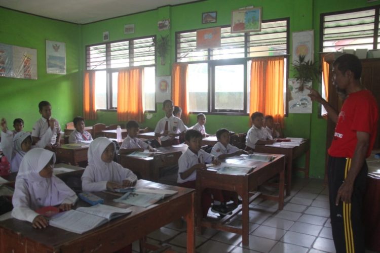 341 Sekolah di Jambi Belajar Tatap Muka