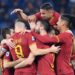 Selebrasi Edin Dzeko bersama para pemain AS Roma usai mencetak gol ke gawang Lecce.(FOTO: AS ROMA)