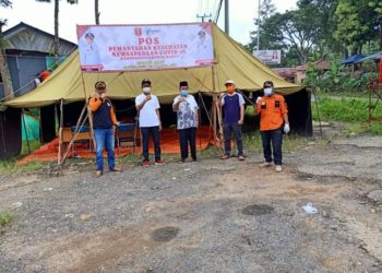 POSKO PENCEGAHAN. Posko pencegahan covid-19 di pintu masuk Sumberjaya, Lampung Barat, Jumat(27/3). DOK BPBD