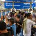 TANPA BATAS. KRL dipenuhi penumpang sehingga tidak ada pembatasan jarak antarpenumpang (social distancing). (MI/SUSANTO)