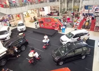 Pusat Perbelanjaan Minta Bantuan Gaji