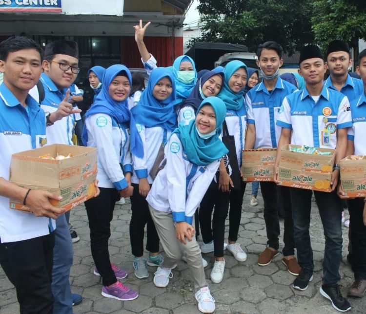 Kegiatan kampanye antinarkoba oleh mahasiswa peduli narkoba. (DOK OMAN UBL)