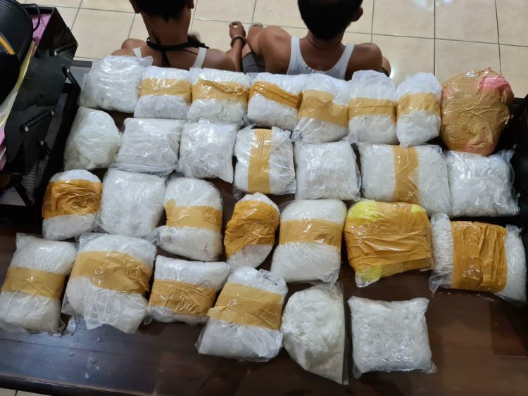 Kejari Metro Musnahkan Barang Bukti 112 Perkara