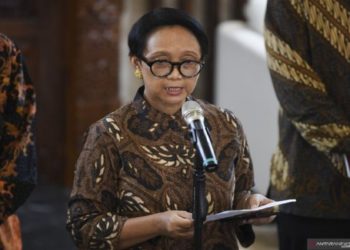 Menteri Luar Negeri Retno LP Marsudi memberikan pernyataan pers terkait larangan masuk bagi warga negara asing ke Indonesia.(ANTARANEWS.COM)