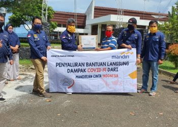 Sisihkan Gaji dan THR, Mandiri Donasikan Rp17 Miliar 