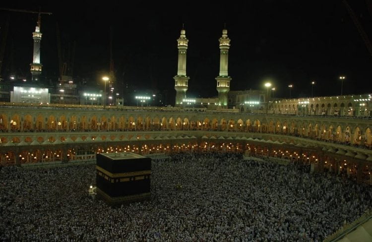 Petugas KKHI Dampingi  Jemaah Tanazul Pulang