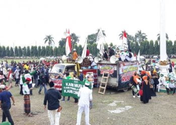 Warga Lampung Longmarch Tolak RUU HIP