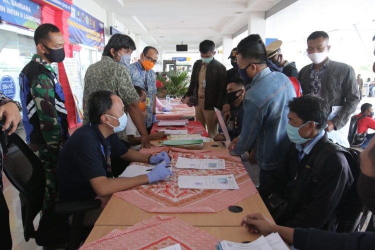 Penumpang Pesawat Capai 40%