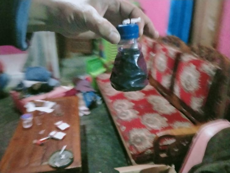 Polisi Tangkap Empat Pria Pesta Sabu