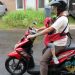 Hati-hati saat membonceng anak naik motor. (DOK)