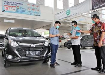 Daihatsu Berproduksi Dua Sif