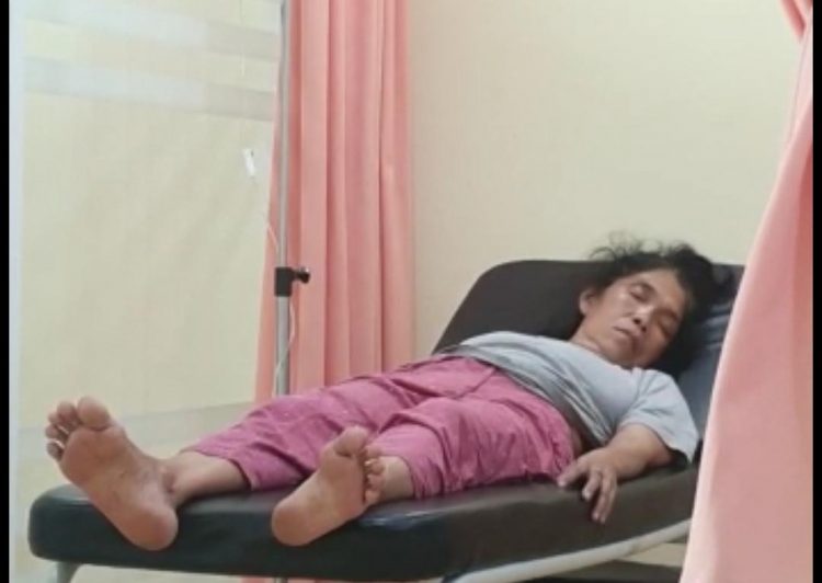 Warga Lampung, Puji Astuti yang merupakan tenaga kerja Indonesia (TKI) terkulai tak berdaya di negeri Jiran Malaysia. ISTIMEWA