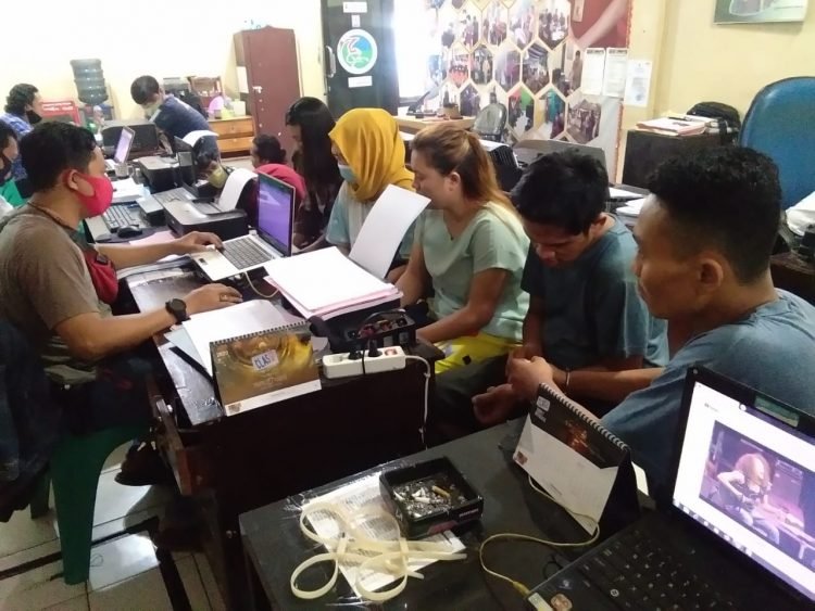 Tiga Pemuda Digerebek Pesta Sabu di Indekos Wanita