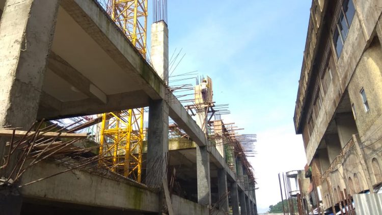 Pembangunan Pasar SMEP Tahap Pembuatan Tempat Parkir