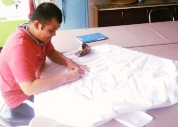 Perajin Kain Tenun Badui Kembali Produksi