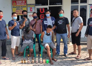 Pemuda Mabuk Bantai Warga Tuba