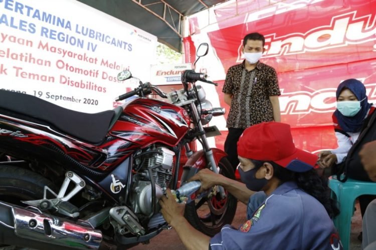 Lembaga Kursus dan Pelatihan Sinar Nusantara memberikan pelatihan teknis sepeda motor. (MEDCOM)
