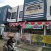 Terlihat pengendara melintas di depan kantor Puskesmas Rajabasa Indah, Kota Bandar Lampung, Rabu 21 Oktober 2020.   Sebanyak 4 bidan di puskesmas ini positif Covid-19."Photo : Sukisno"