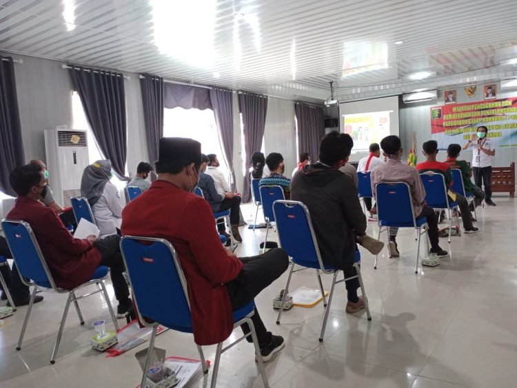 Peserta Sosialisasi Narkoba Terapkan Jaga Jarak