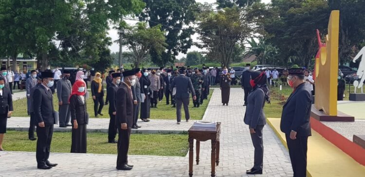 pejabat muda