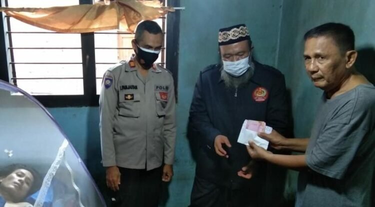 Bhabinkamtibmas Galang Donasi Penderita Ginjal Bocor