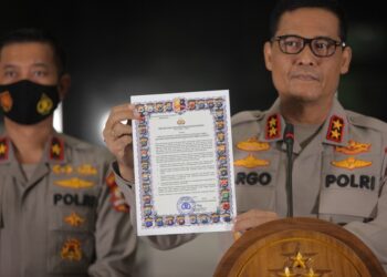 MAKLUMAT KAPOLRI LARANG PENGGUNAAN SIMBOL FPI