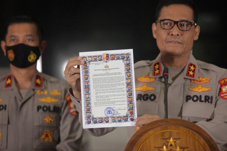 MAKLUMAT KAPOLRI LARANG PENGGUNAAN SIMBOL FPI