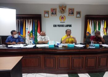 KOMITE Olahraga Nasional Indonesia (KONI) Provinsi Lampung, menggelar rapat koordinasi dengan cabang olahraga lolos PON XX, Kamis (14/1) siang.  DOK KONI LAMPUNG