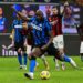 INTER MILAN KALAHKAN AC MILAN 2-1. Penyerang Inter Milan Romelu Lukaku melakukan tendangan penalti dan mencetak gol saat pertandingan sepak bola perempat final Piala Italia antara Inter Milan dan AC Milan di Stadion Meazza, Milan, Rabu (27/1). Inter Milan menggenggam tiket semifinal Coppa Italia setelah menundukkan rival sekotanya, AC Milan dengan skor tipis 2-1.
AFP/MIGUEL MEDINA