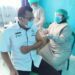 Kala Tenaga Kesehatan Terima Vaksin