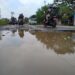 Jalan rusak di Bandar Lampung. (LAMPUNGPOST/SUKISNO)