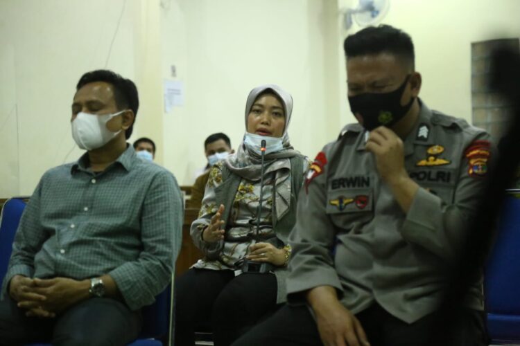 Ketua Partai Beri Kesaksian Aliran Fee Proyek Lamteng