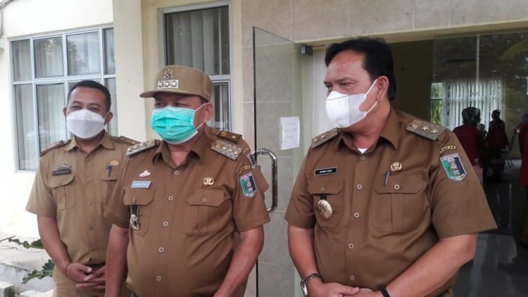 Bupati Lampung Timur Dawam Rahardjo dan Wakil Bupati Azwar Hadi.