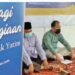 METRO TV BERBAGI KEBAHAGIAN. HR Finance and Technical Support Director Metro TV,
Arif Nugroho, saat hadir di Pesantren Daarul Quran Cipondoh, Kota Tangerang, Jumat (23/4).
Metro TV berbagi kebahagiaan bersama anak yatim di pesantren tersebut. Pemberian santunan
diserahkan kepada 100 anak yatim di sekitar pesantren itu. Dok Metro TV