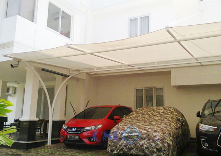 Adanya kanopi di rumah bisa membuat rumah lebih sejuk dari paparan sinar matahari. (DOK)