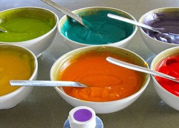 Gunakan pewarna aman untuk makanan. (DOK)
