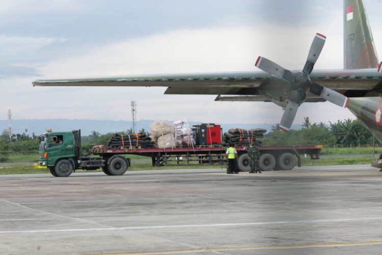 PERALATAN SAR TIBA DI BANYUWANGI