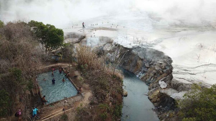 Desa Negararatu Bangun Danau Buatan