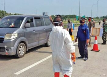 Penyekatan arus balik di Pelabuhan Bakauheni untuk menekan infeksi Covid-19. (DOK. LAMPUNG POST)