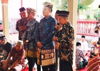 Persaudaan dalam adat Lampung, Angkon Muakhi. (DOK)