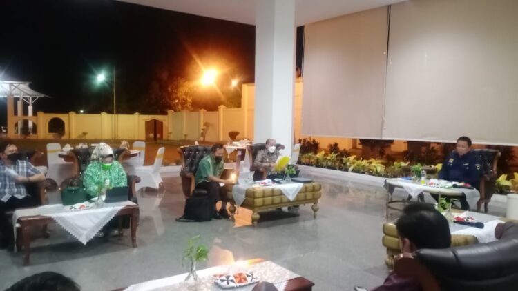 Gubernur Lampung, Arinal Djunaidi berharap pertumbuhan ekonomi Lampung dapat terus bertahan menjadi yang tertinggi se-Sumatera.