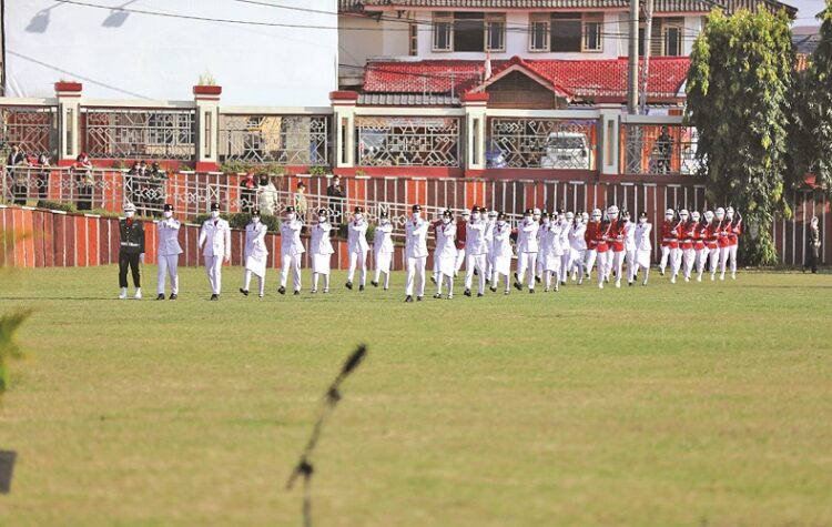 Paskibra Kebanggaan Sekolah dan Keluarga