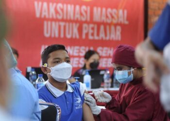 Vaksinasi Harapan Siswa untuk Belajar Tatap Muka